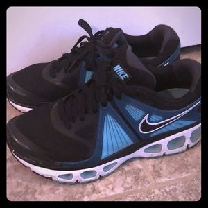 Nike Air Max Sneakers. Sz 8.5 Navy